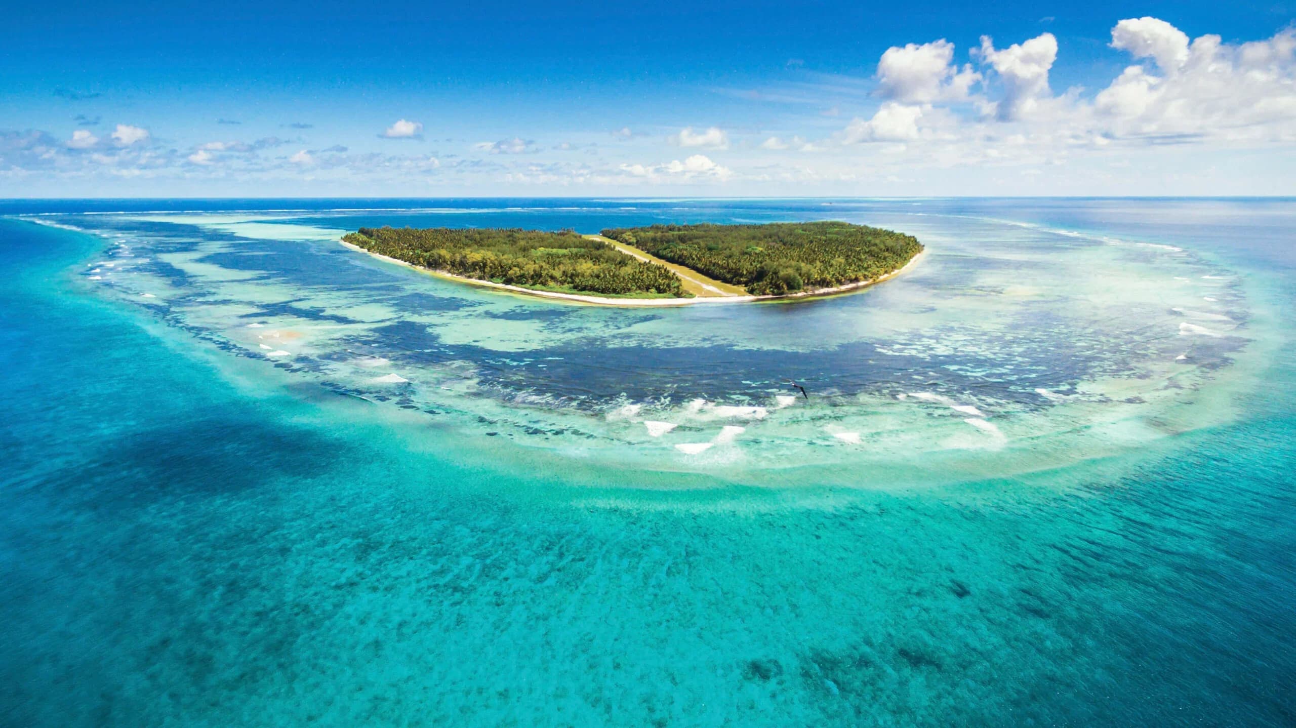 Alphonse Island Resort lodge photo