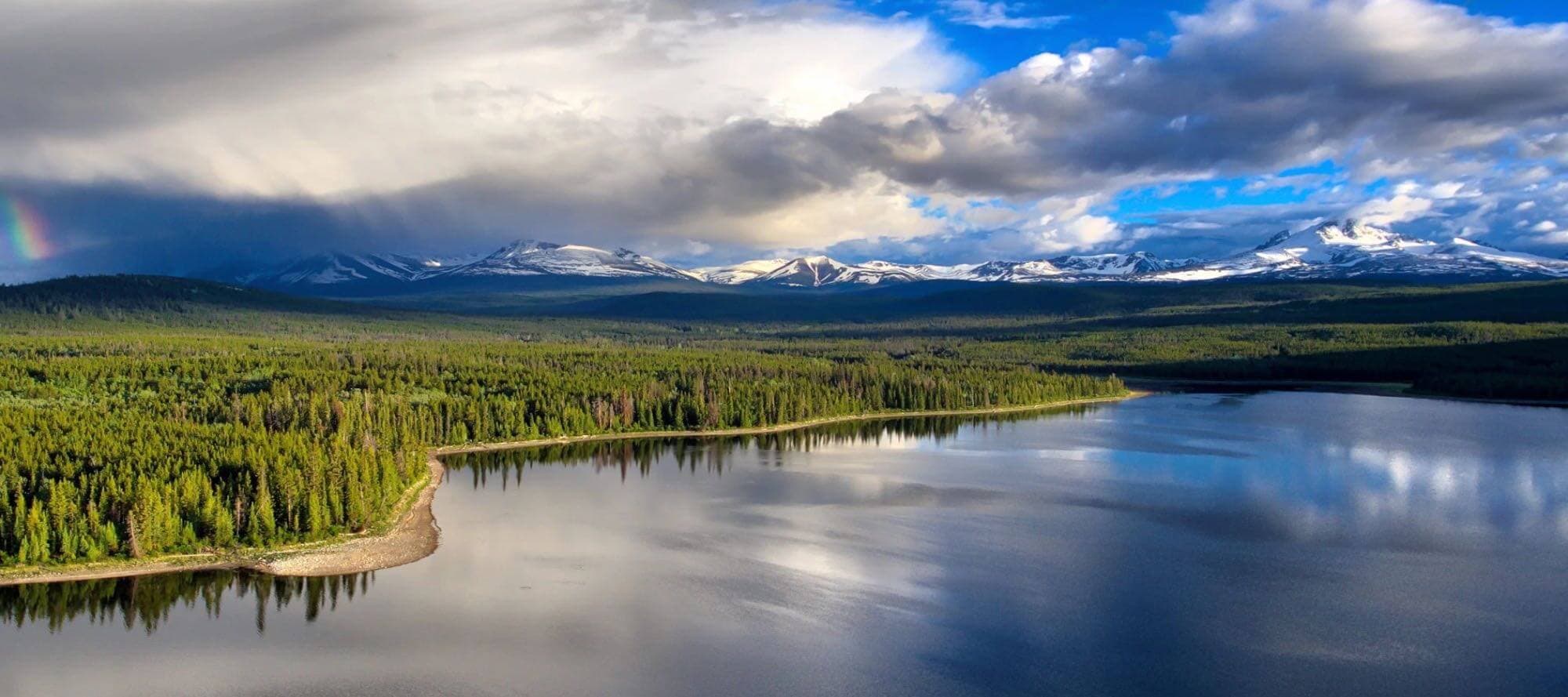 Chaunigan Lake Lodge lodge photo