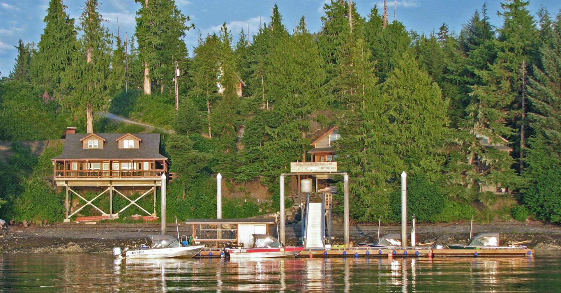 Chinook Shores Lodge lodge photo