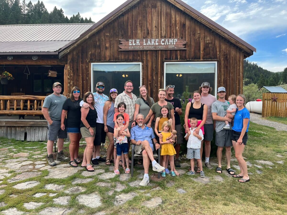 Elk Lake Resort lodge photo