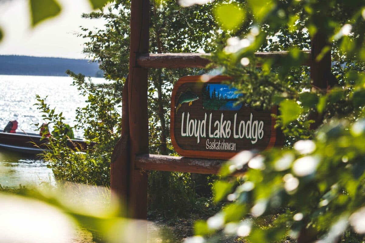 Lloyd Lake Lodge lodge photo