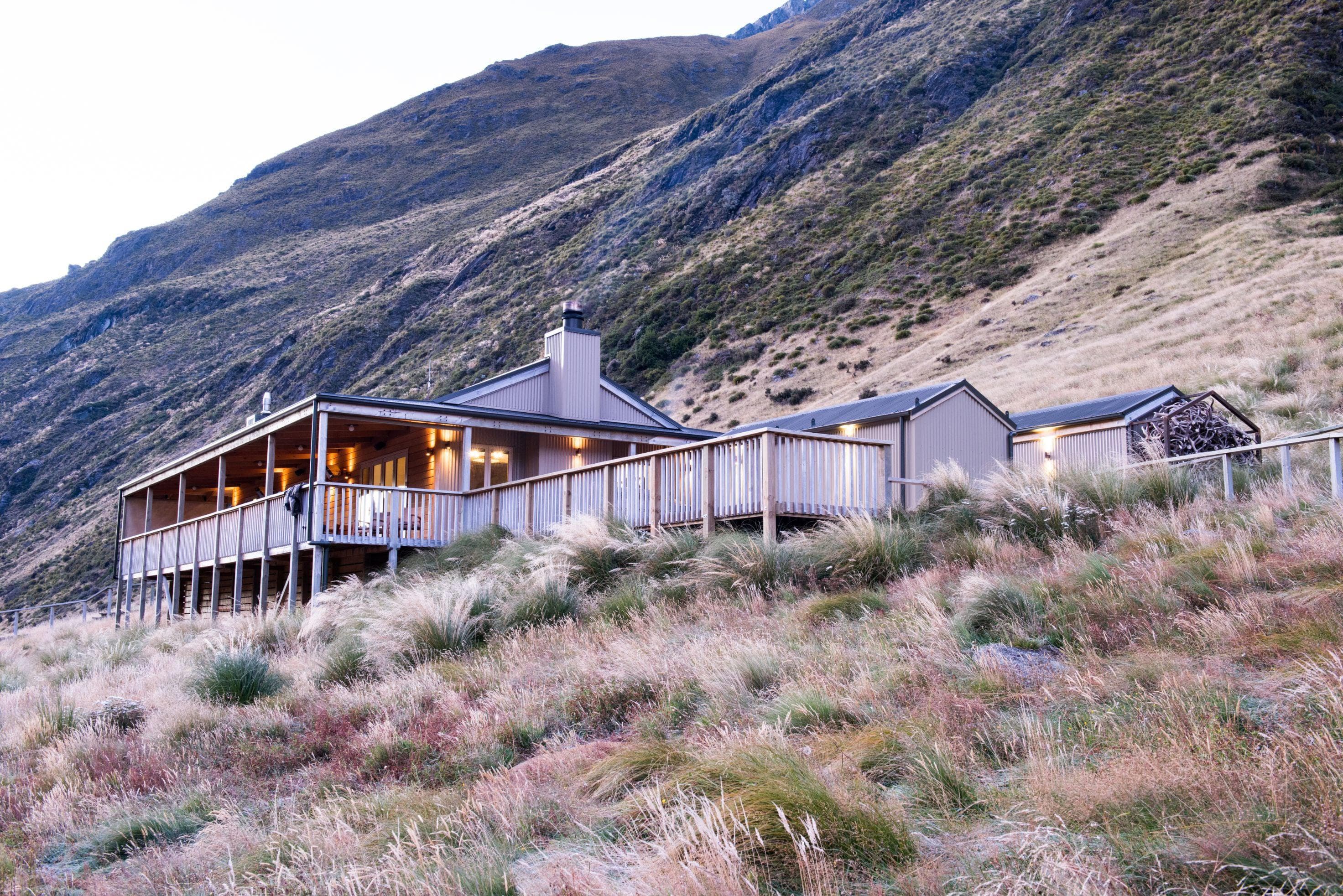 Minaret Station lodge photo
