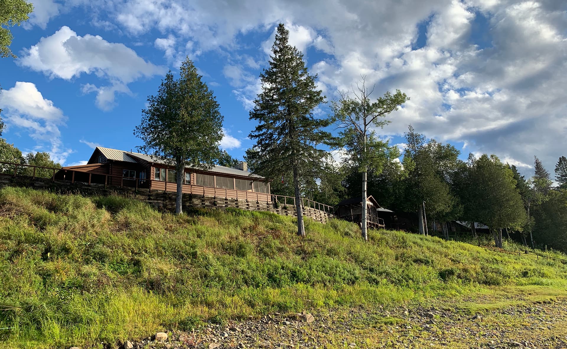 Mountain Channel lodge photo