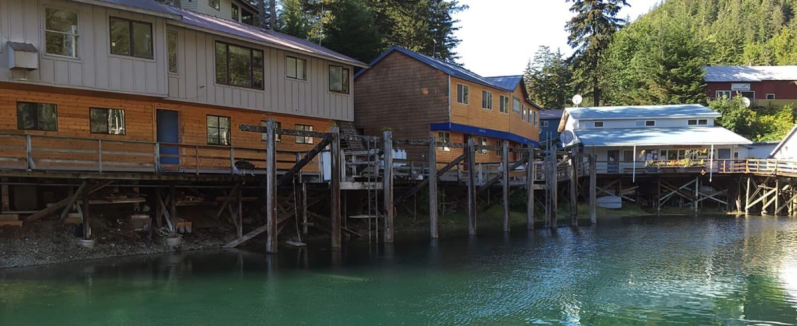 Water’s Edge Lodge lodge photo